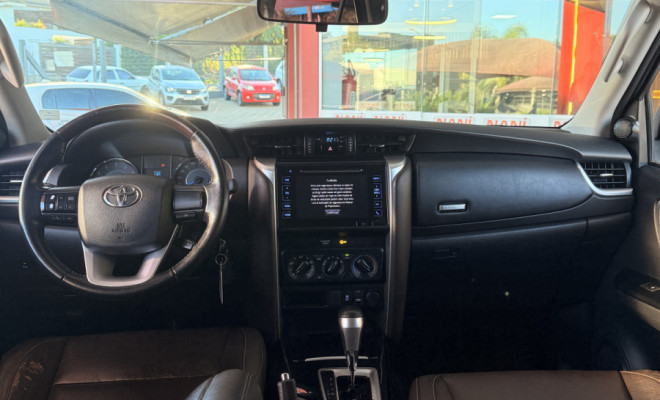 Toyota Hilux SW4 SR 4x2 2.7/ 2.7 Flex 16V Aut. 2017 Flex-7