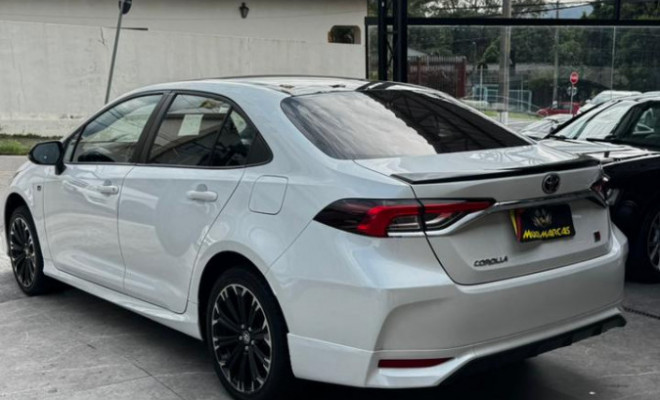 Toyota Corolla GR-Sport 2.0 Flex 16V Aut. 2023 Flex-4