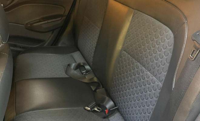 GM - Chevrolet PRISMA Sed. LTZ 1.4   2017 Flex   Ótimo espaço interno-7