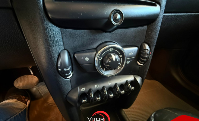 MINI ONE 1.6 Aut. 2012 Gasolina-10