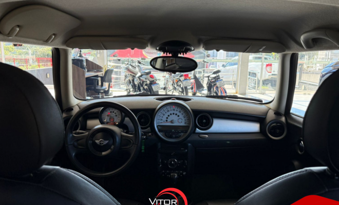 MINI ONE 1.6 Aut. 2012 Gasolina-8