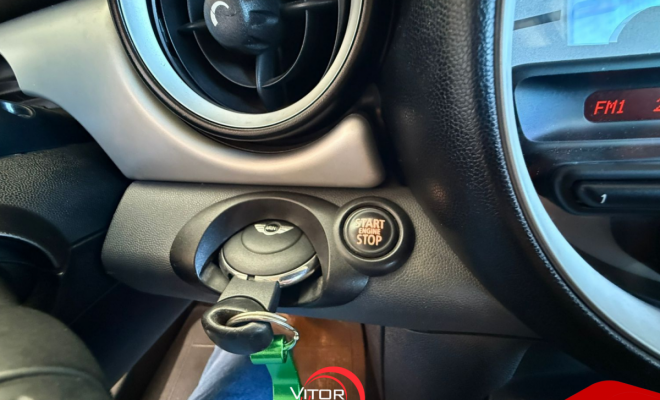 MINI ONE 1.6 Aut. 2012 Gasolina-11
