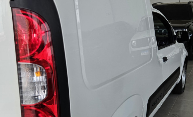 Fiat Fiorino Endurance EVO 1.4 Flex 8V 2p 2025 Flex-17