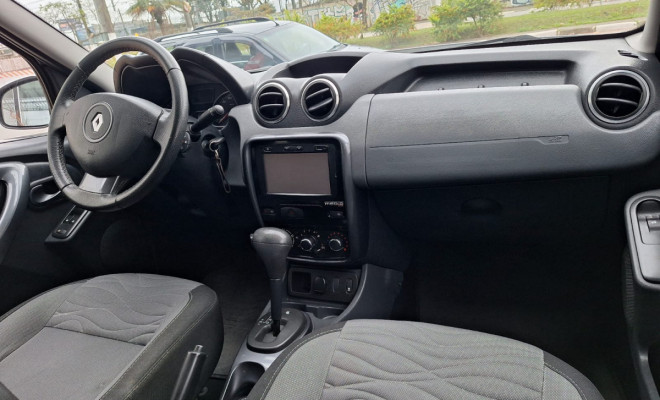 Renault DUSTER TECHROAD 4X4 2.0 16V Mec. 2015 Flex-7