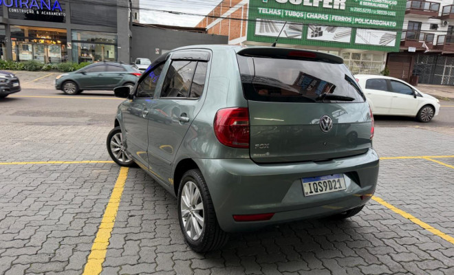 VW - VolksWagen Fox 1.0 Mi Total Flex 8V 5p 2011 Flex-2
