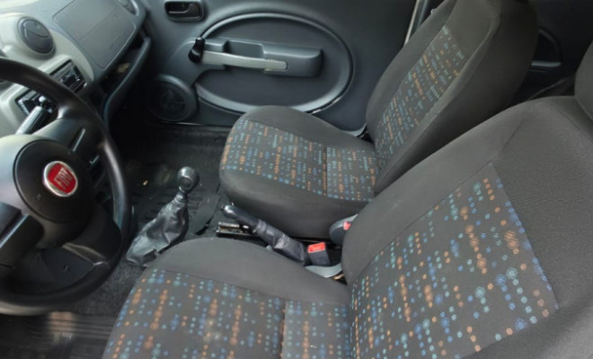 Fiat UNO VIVACE Celeb. 1.0 EVO F. Flex 8V 3p 2015 Flex-3