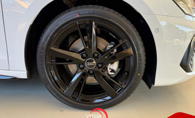 Audi A3 Sed.Perf. Black 2.0 TFSI S-tr. (Hib.) 2023 Híbrido-3