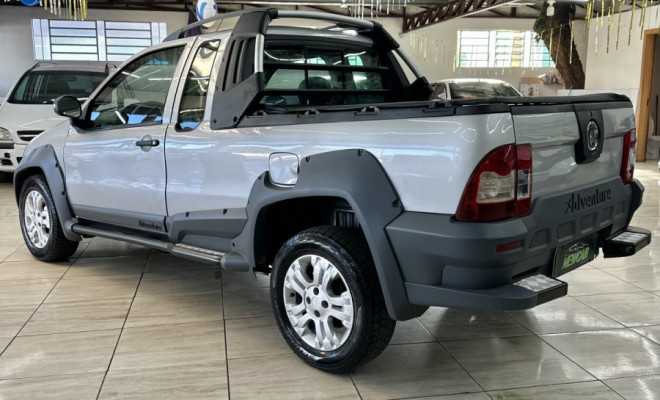 Fiat Strada Adventure 1.8 LOCKER Flex CE 2009-2