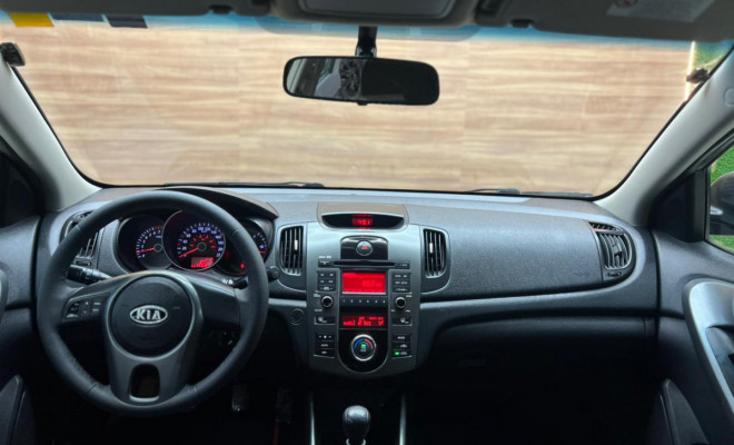 Kia Motors Cerato 1.6 16V Mec. 2012 Gasolina-3