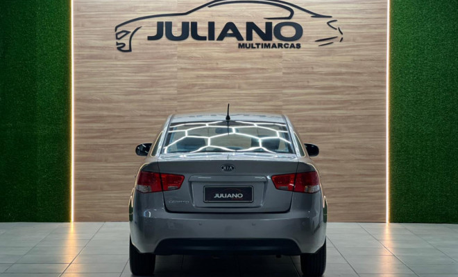 Kia Motors Cerato 1.6 16V Mec. 2012 Gasolina-12