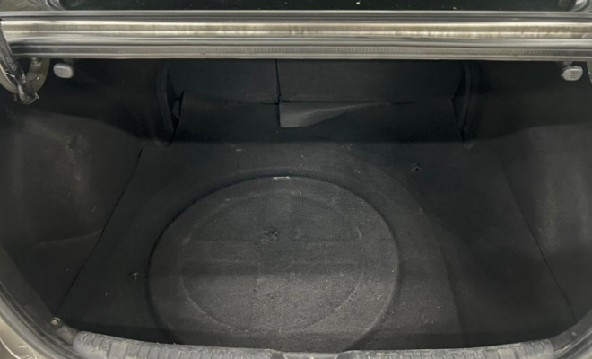 Kia Motors Cerato 1.6 16V Mec. 2012 Gasolina-9