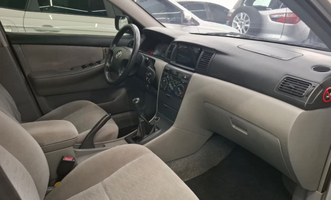 Toyota Corolla XEi 1.8 16V Mec. 2003 Gasolina-10
