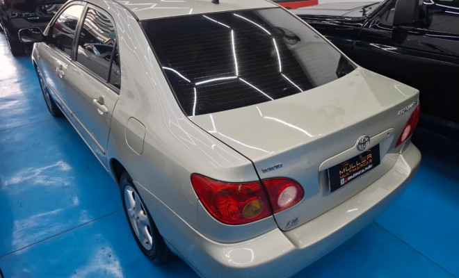 Toyota Corolla XEi 1.8 16V Mec. 2003 Gasolina-18