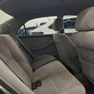 Toyota Corolla XEi 1.8 16V Mec. 2003 Gasolina-12