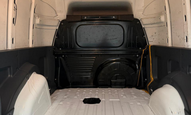 Fiat Fiorino Endurance EVO 1.4 Flex 8V 2p 2024 Flex-11