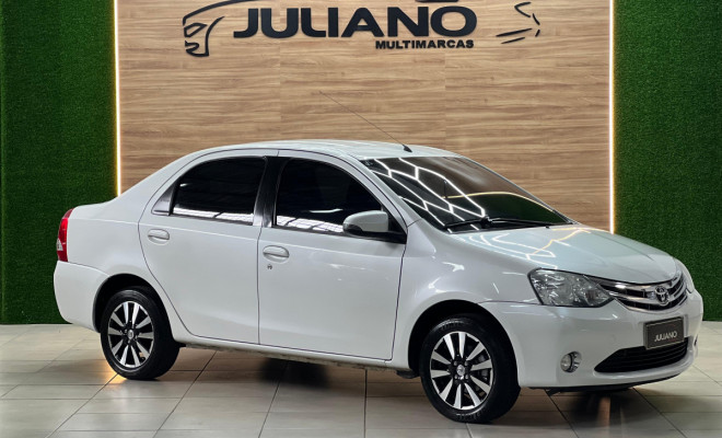 Toyota ETIOS PLATINUM Sed. 1.5 Flex 16V 4p Mec. 2016