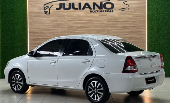 Toyota ETIOS PLATINUM Sed. 1.5 Flex 16V 4p Mec. 2016-2