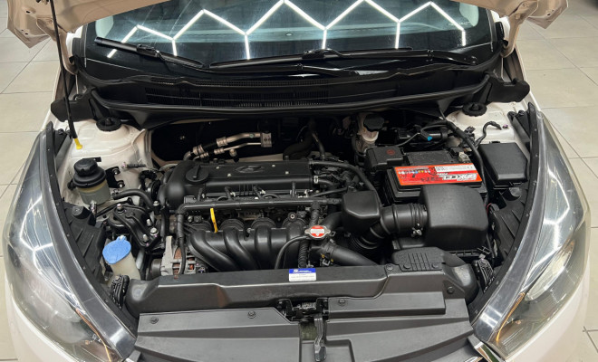 Hyundai HB20S C.Style/C.Plus1.6 Flex 16V Aut. 4p 2016-10