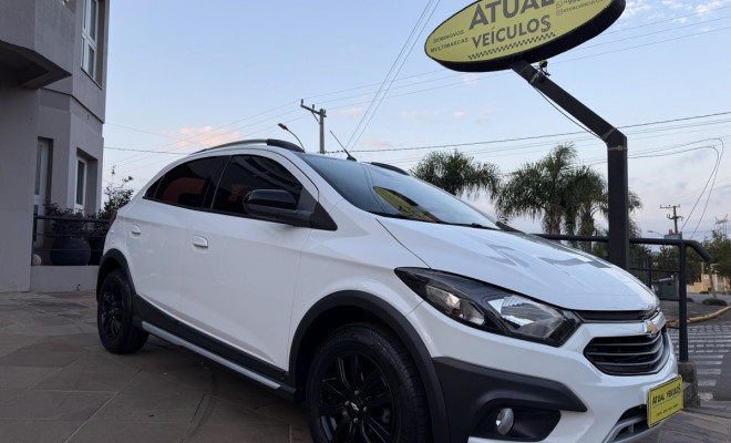 GM - Chevrolet ONIX HATCH ACTIV 1.4 8V Flex 5p Mec. 2019 Flex