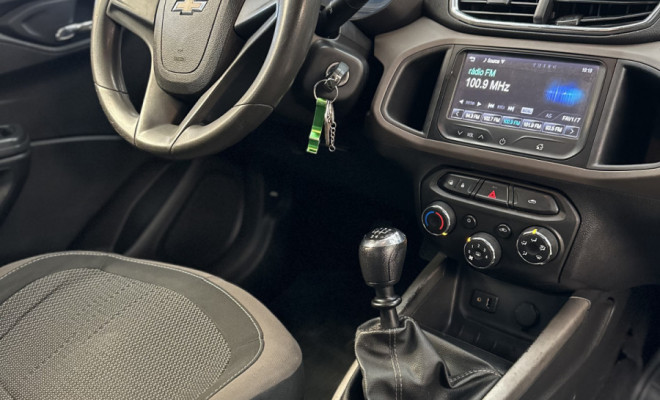 Chevrolet PRISMA Sed. LT 1.4 FlexPower 4p 2015-7