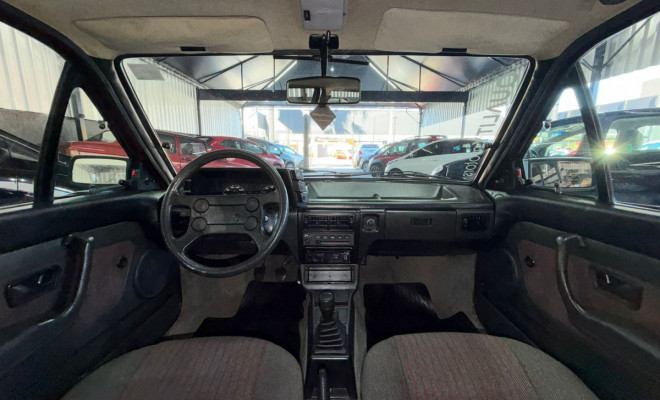 VW - VolksWagen VOYAGE L/LS/Plus/GLS/S/Sport/Super L.Ang 1990 Gasolina-5