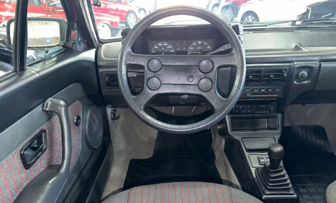 VW - VolksWagen VOYAGE L/LS/Plus/GLS/S/Sport/Super L.Ang 1990 Gasolina-7