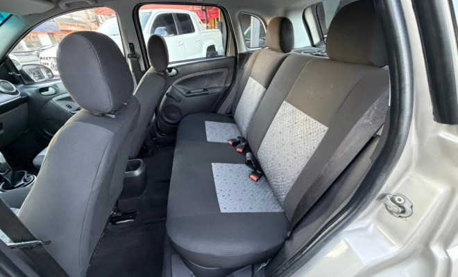 Ford Fiesta SE 1.6 8V Flex 5p 2014 Flex-8