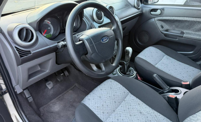 Ford Fiesta SE 1.6 8V Flex 5p 2014 Flex-9