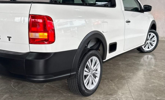 VW - VolksWagen Saveiro Robust 1.6 Total Flex 16V  2023 Flex-12