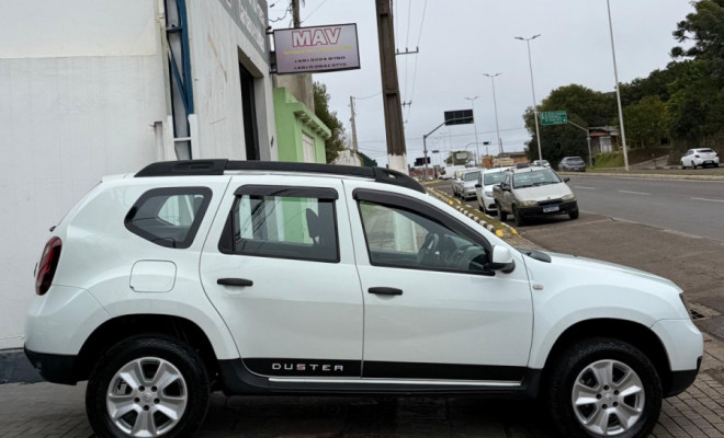 Renault DUSTER Expression 1.6 Hi-Flex 16V Mec. 2017 Flex-2