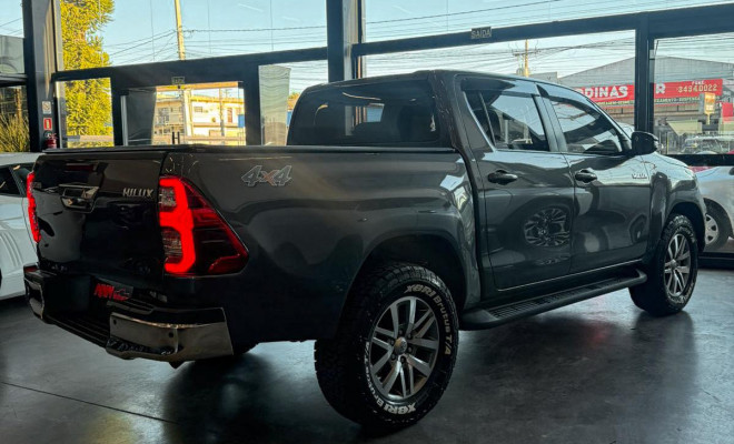 Toyota Hilux CD SR 4x4 2.8 TDI Diesel Aut. 2020 Diesel-4