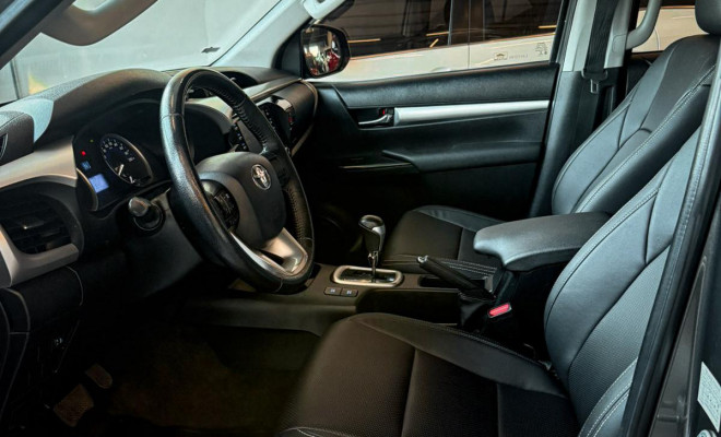 Toyota Hilux CD SR 4x4 2.8 TDI Diesel Aut. 2020 Diesel-3