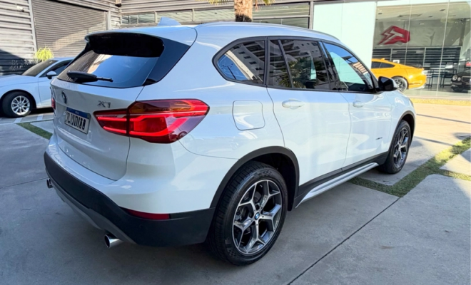 BMW X1 SDRIVE 20i 2.0/2.0 TB Acti.Flex Aut. 2018 Flex-9