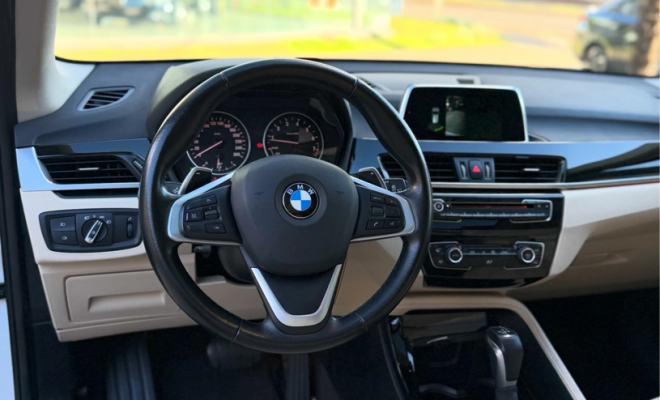 BMW X1 SDRIVE 20i 2.0/2.0 TB Acti.Flex Aut. 2018 Flex-8