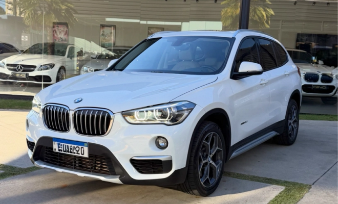 BMW X1 SDRIVE 20i 2.0/2.0 TB Acti.Flex Aut. 2018 Flex-11