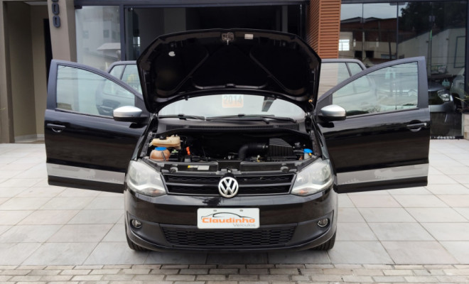 VW - VolksWagen Fox Rock in Rio 1.6 Mi Total Flex 8V 5p 2014 Flex-5