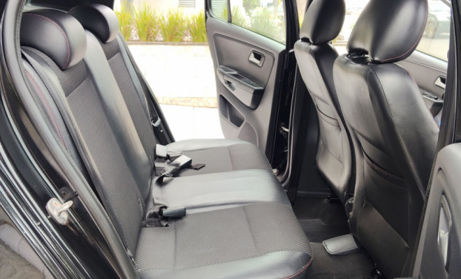 VW - VolksWagen Fox Rock in Rio 1.6 Mi Total Flex 8V 5p 2014 Flex-12