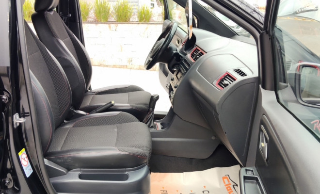 VW - VolksWagen Fox Rock in Rio 1.6 Mi Total Flex 8V 5p 2014 Flex-7