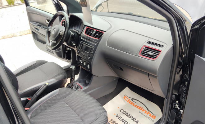 VW - VolksWagen Fox Rock in Rio 1.6 Mi Total Flex 8V 5p 2014 Flex-8