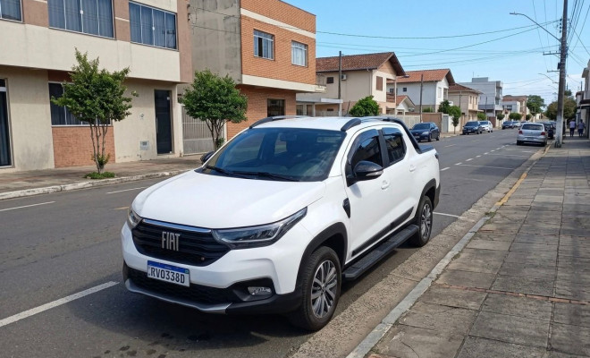 Fiat Strada Volcano 1.3 Flex 8V CD Aut. 2025 Flex