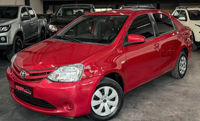 Toyota ETIOS XS Sedan 1.5 Flex 16V 4p Aut. 2017 Flex