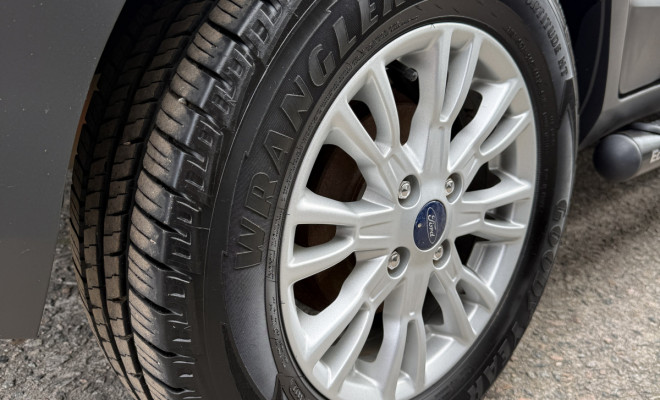 EcoSport 1.6 16V Flex 5p Mec. 2014-9