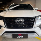 Toyota Hilux SW4 SRX 2.8 TDI 16V 4x4 Dies. Aut. 2023-1