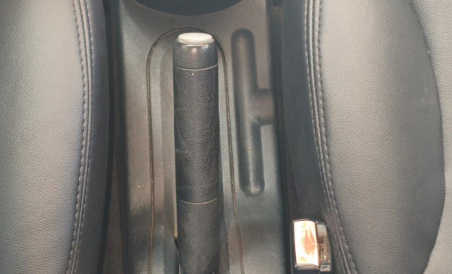 Citroën C3 GLX 1.4/ GLX Sonora 1.4 Flex 8V 5p 2012 Flex-10