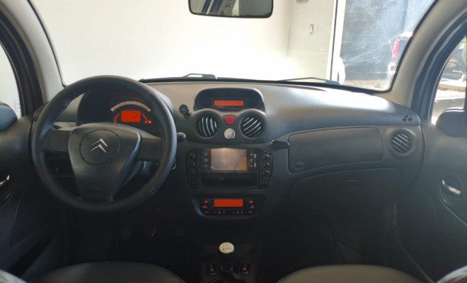 Citroën C3 GLX 1.4/ GLX Sonora 1.4 Flex 8V 5p 2012 Flex-8