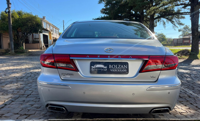 Hyundai AZERA GLS 3.3 V6 24V 4p Aut. 2011 Gasolina-3
