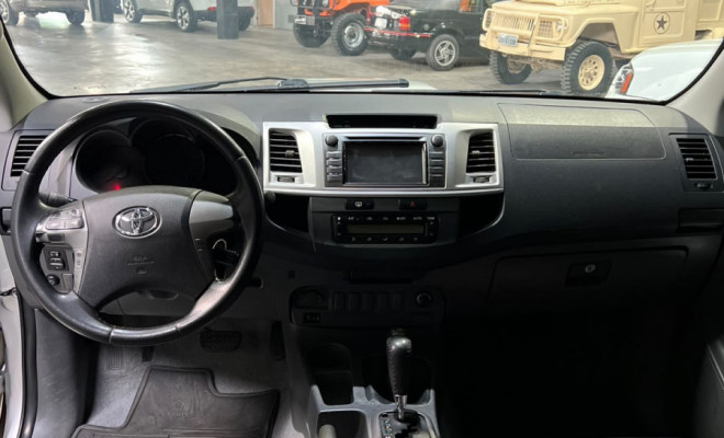 Toyota Hilux CD SRV D4-D 4x4 3.0  TDI Dies 2012 Diesel-3