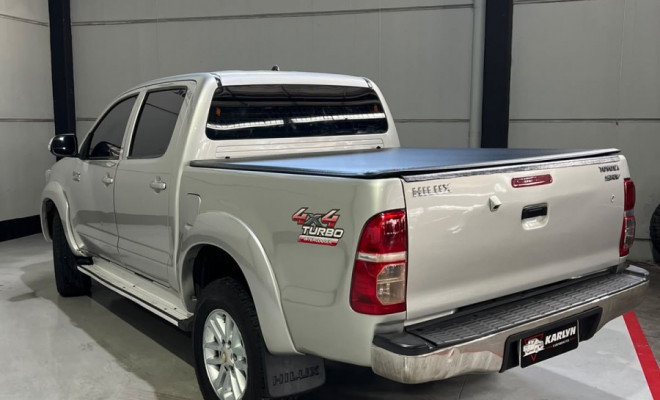 Toyota Hilux CD SRV D4-D 4x4 3.0  TDI Dies 2012 Diesel-2