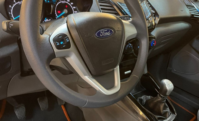Ford EcoSport FREESTYLE 1.6  2017 Flex  Manual  óitmo custo Beneficio-8