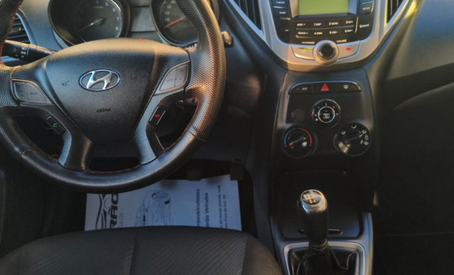 Hyundai HB20 C./C.Plus/C.Style 1.6 Flex 16V Mec. 2015 Flex-4